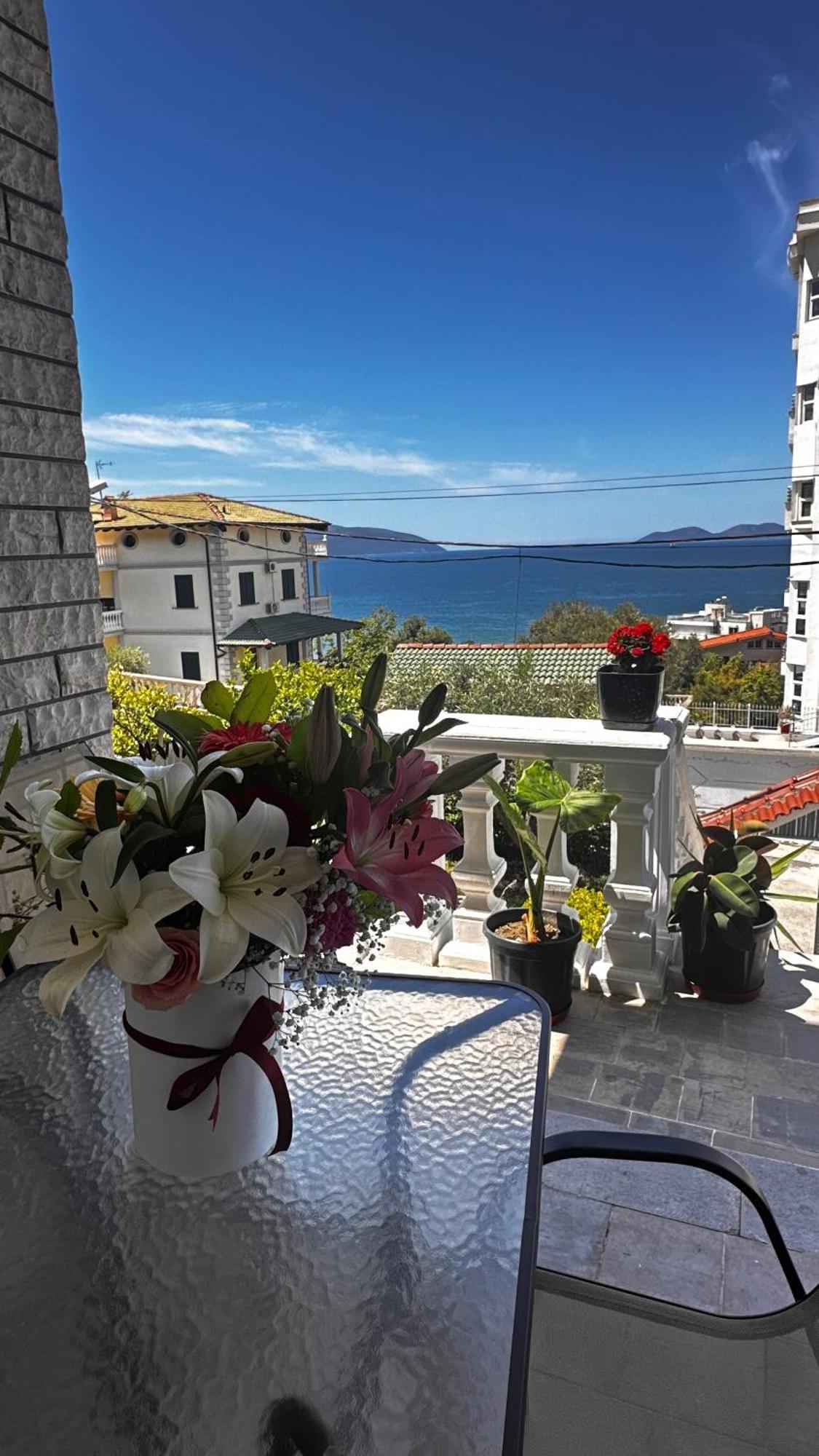 Villa Mare - For Families & Groups Vlore Exterior photo